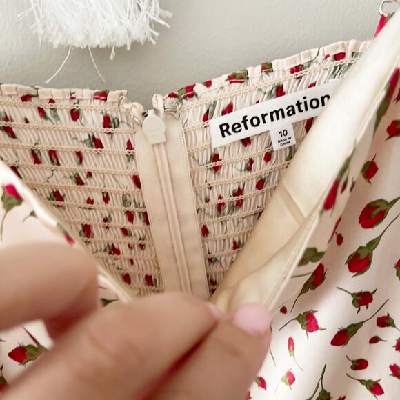 NEW Reformation Kosta Marion Dress Silk Smocked Floral Bud Ivory Size 10 - Picture 7 of 7